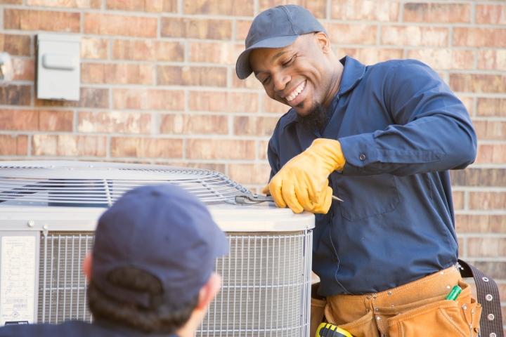 The Benefits of Scheduling an Air Conditioner Tune Up Before Summer